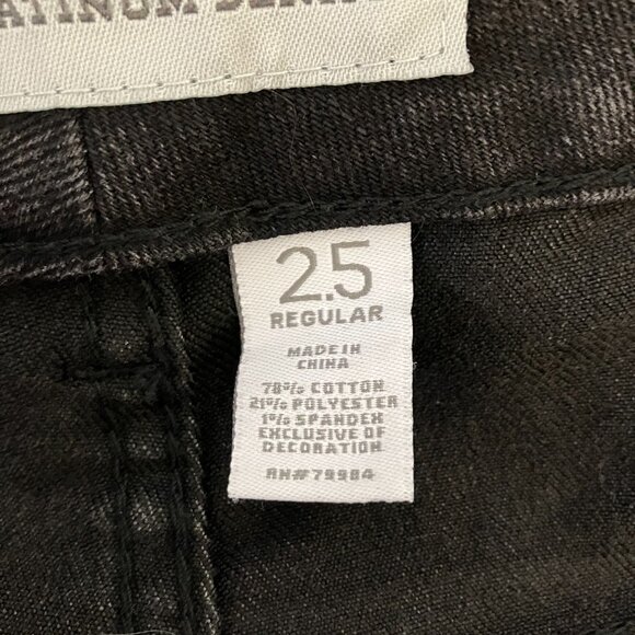 Chico's Platinum Womens Embellished Bootcut Jeans Faded Black Size 2.5 or US 14 - Picture 6 of 6